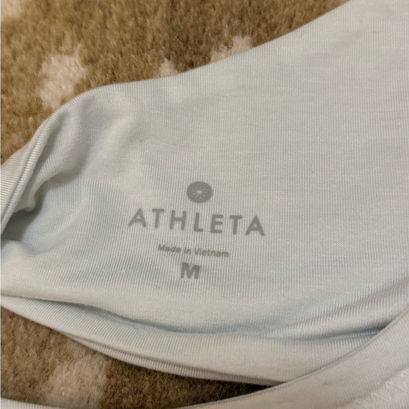 Athleta light blue long oval open back long sleeve women’s size medium - Picture 5 of 7